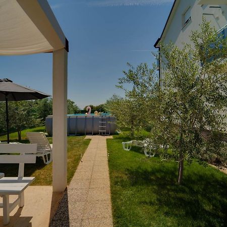 Black Diamond Apartment Vilanija Dış mekan fotoğraf