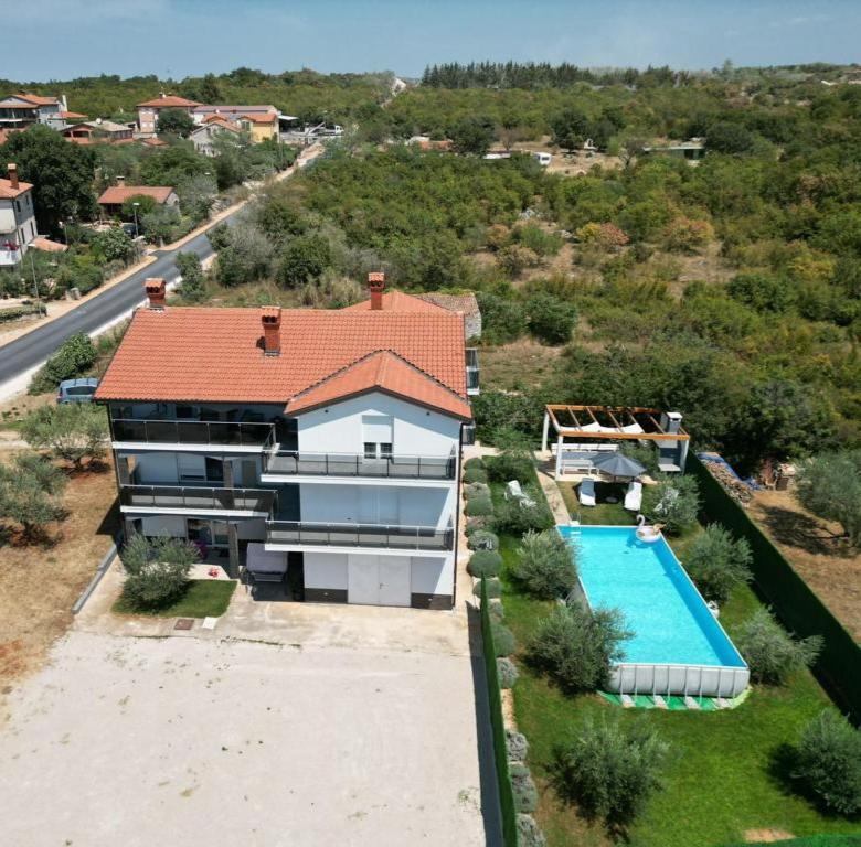 Black Diamond Apartment Vilanija Dış mekan fotoğraf
